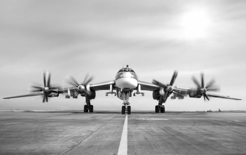 Самолет ту 95 МС