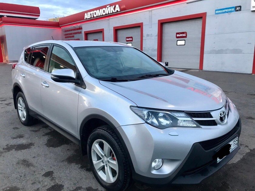Тойота рав 4 2014 серебристый
