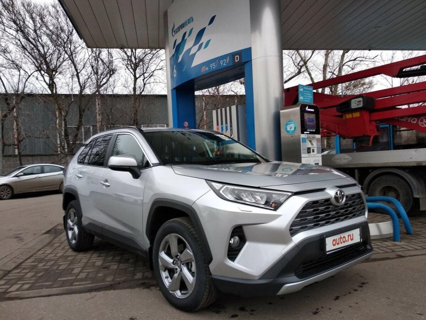Toyota rav4 v (xa50)