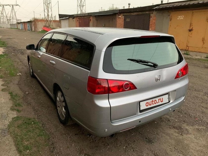 Хонда аккорд универсал