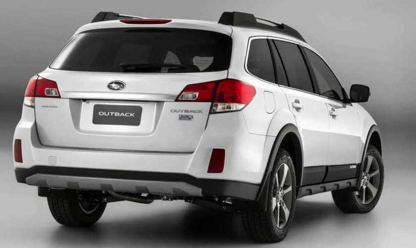 Субару Аутбек 2014