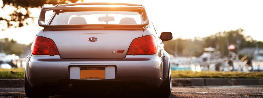 Субару Импреза вид сзади