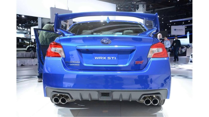 Субару WRX STI 2014