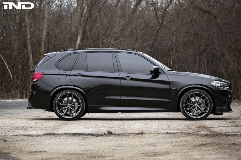 BMW x5 f85 черный