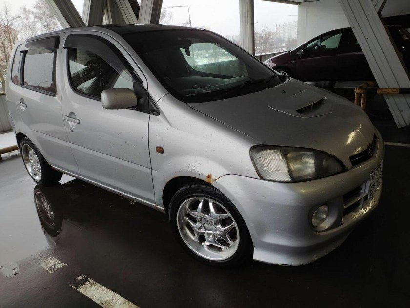 Дайхатсу 2001