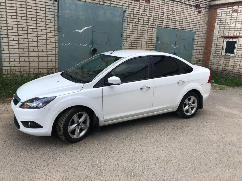 Ford Focus 2008 белый