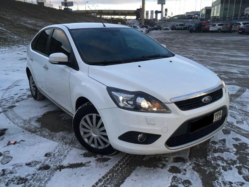 Ford Focus 2 Рестайлинг белый