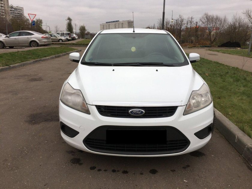 Ford Focus 2 Рестайлинг белый