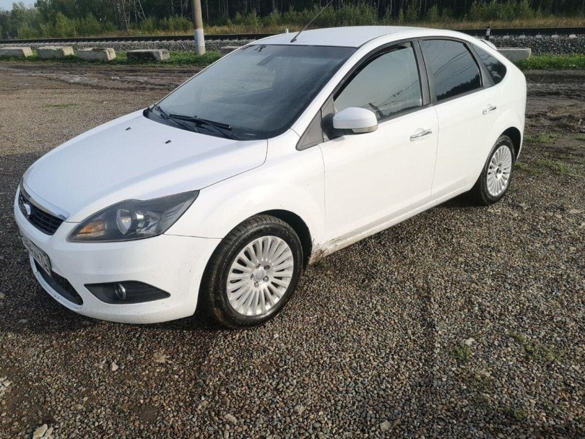 Ford focus 2008 белый