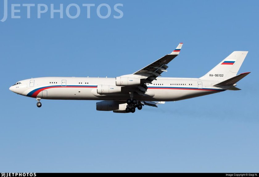 Ил-96-400 96102