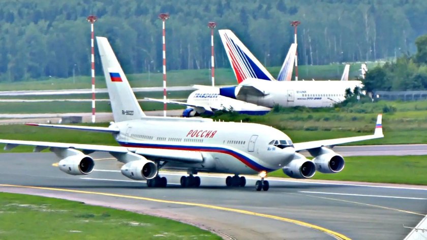 Ил-96-400м салон