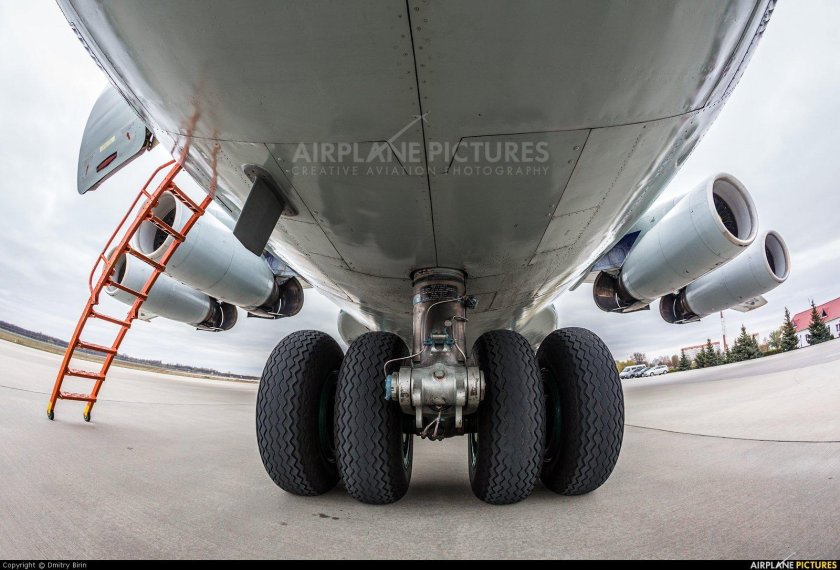 Шасси ил-76мд