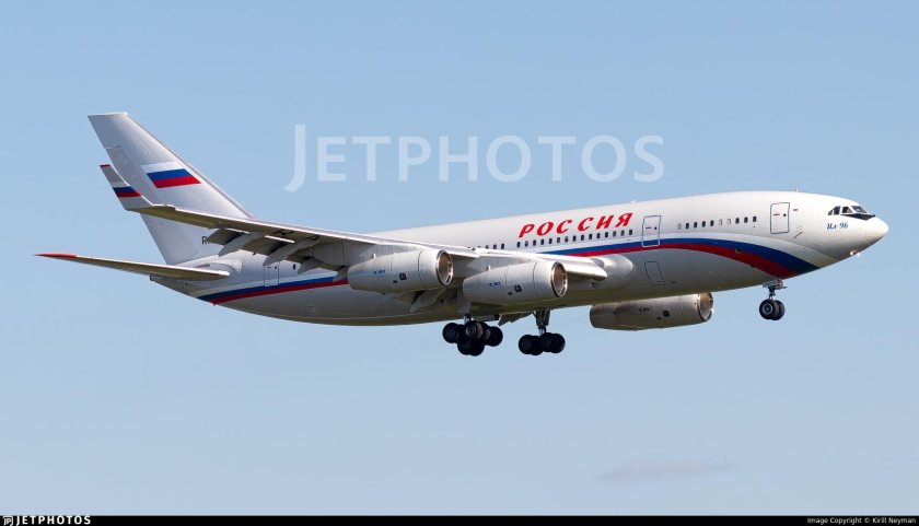 Ilyushin il 96 300