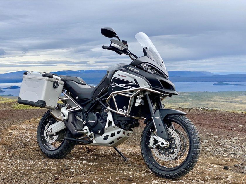 Multistrada 1200 enduro