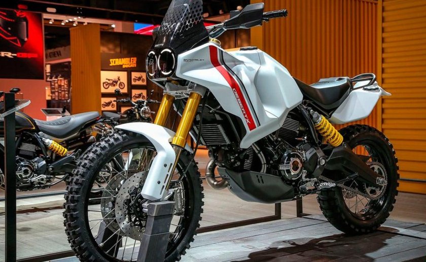 Ducati Desert x 2022