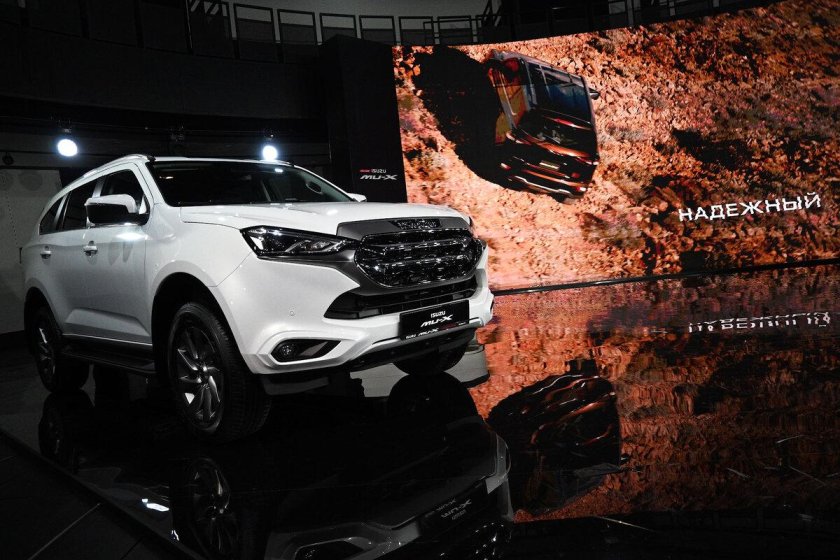 Исузу внедорожник