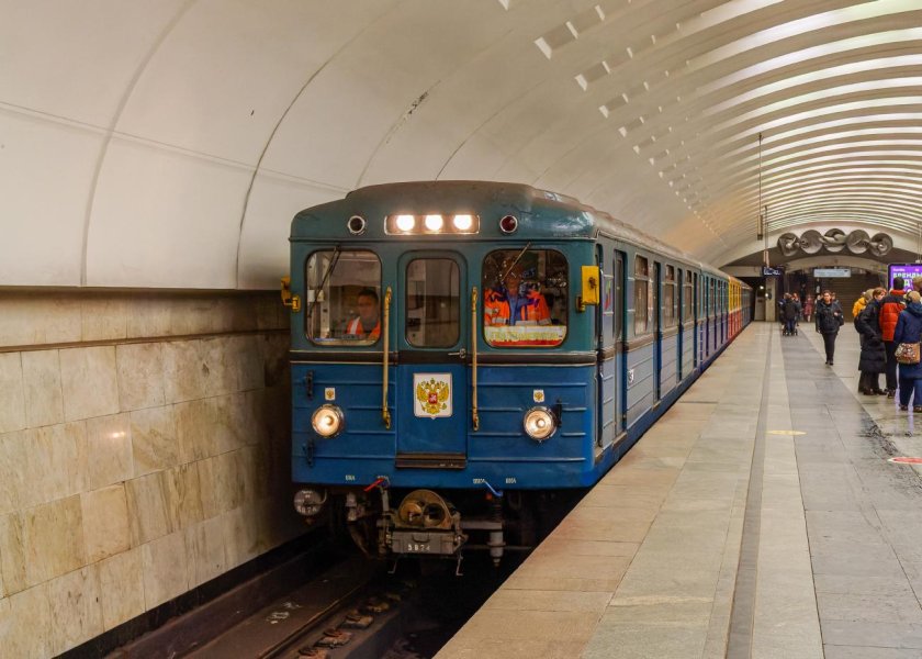 Москва вагон метро