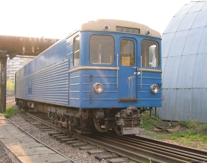 Метровагон еж6