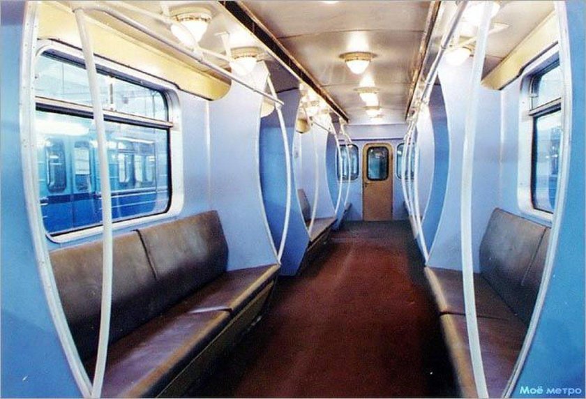 Вагон метро еж 6