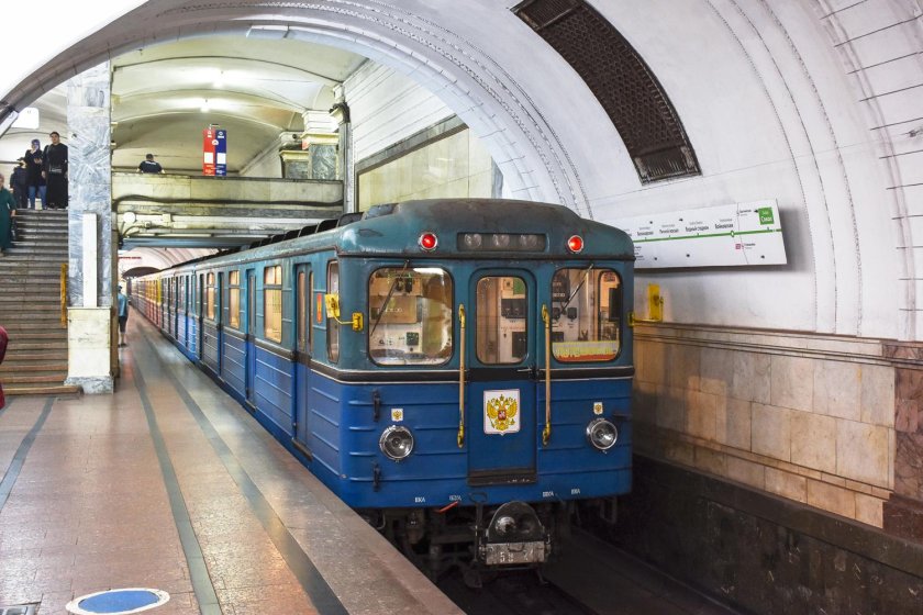 Вагон метро типа еж 3