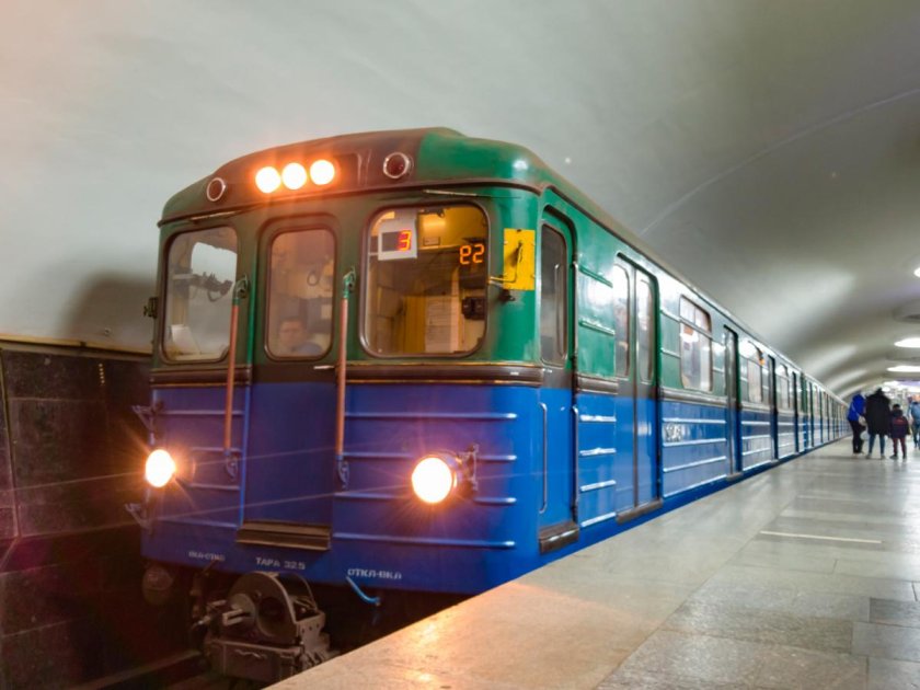 Харьковский метрополитен еж3