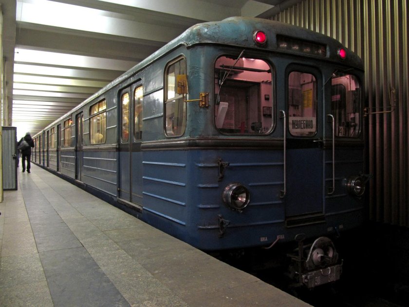 Метровагон еж3