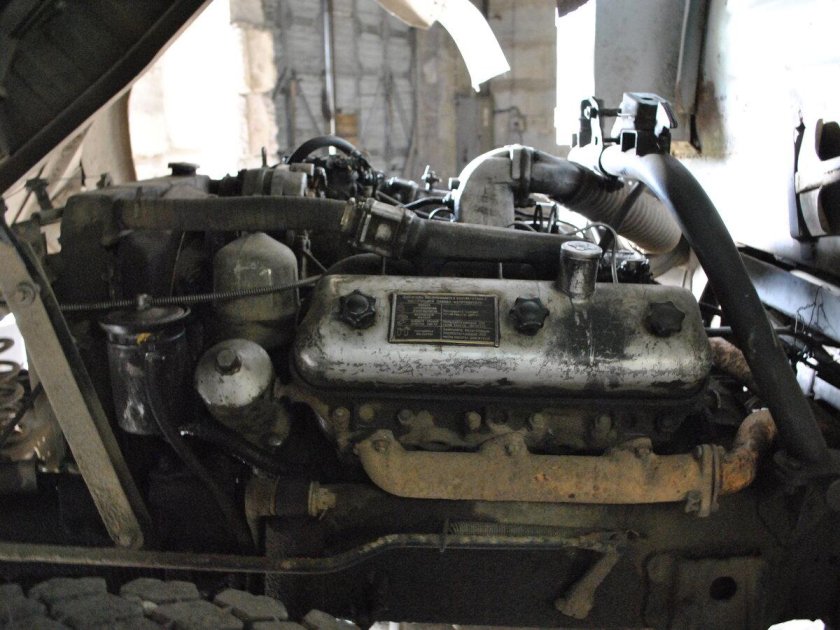 Двигатель ямз 236