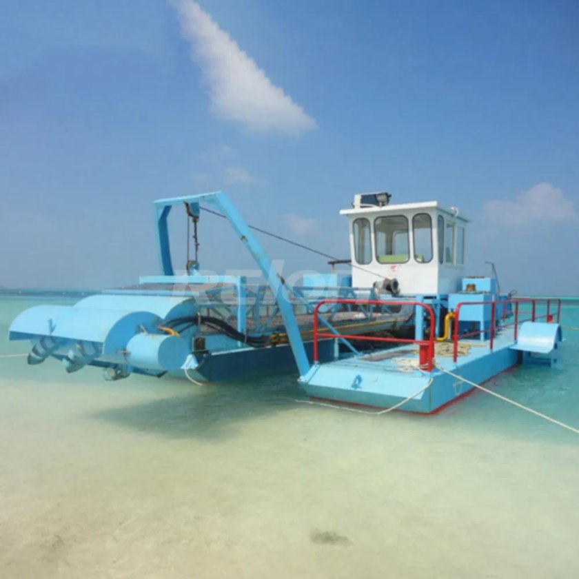 Комбайн для уборки водорослей