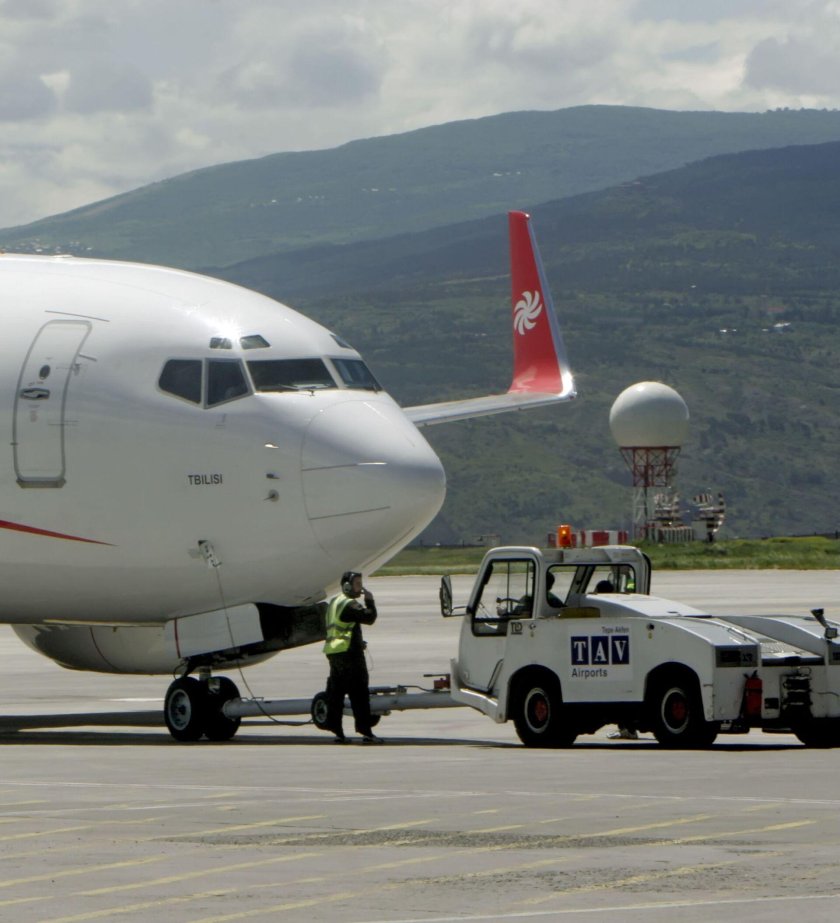 Самолет грузия