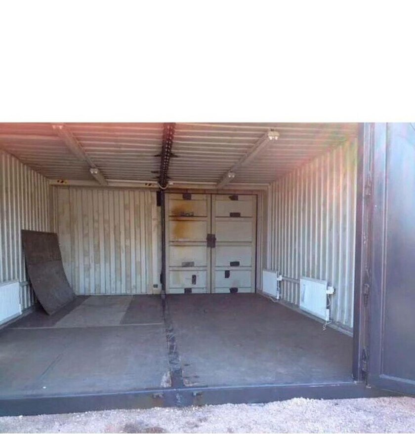 Гараж из 2 контейнеров 20 футов