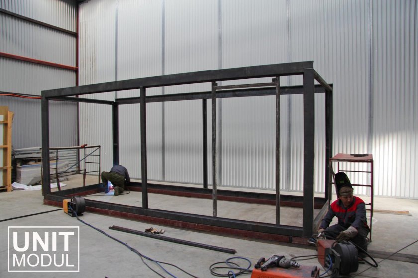 Каркас бытовки 2х2 из профтрубы