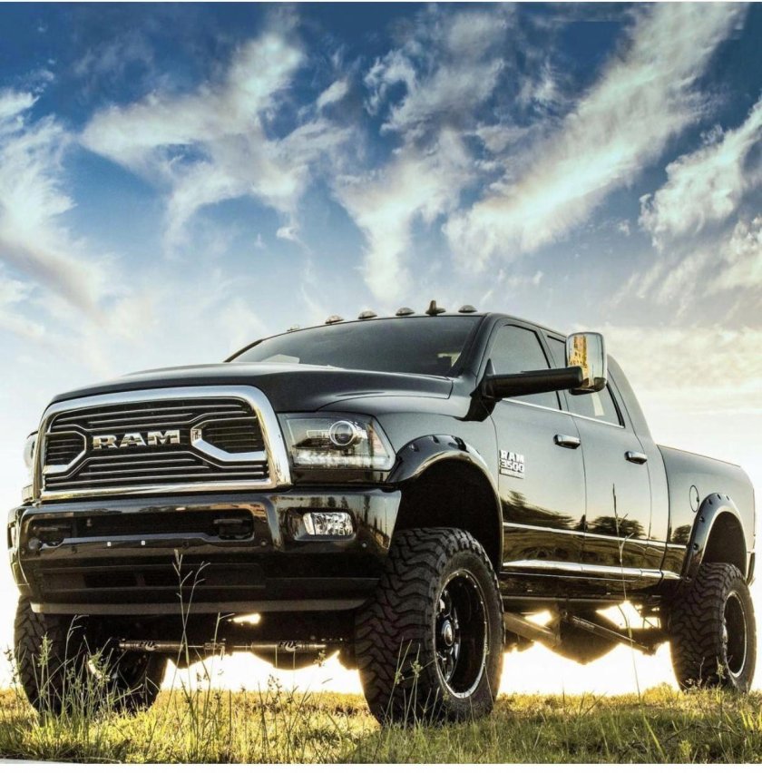 Dodge Ram 3500 джип