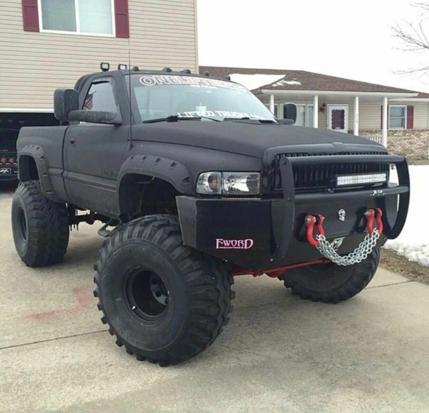 Джип Додж рам