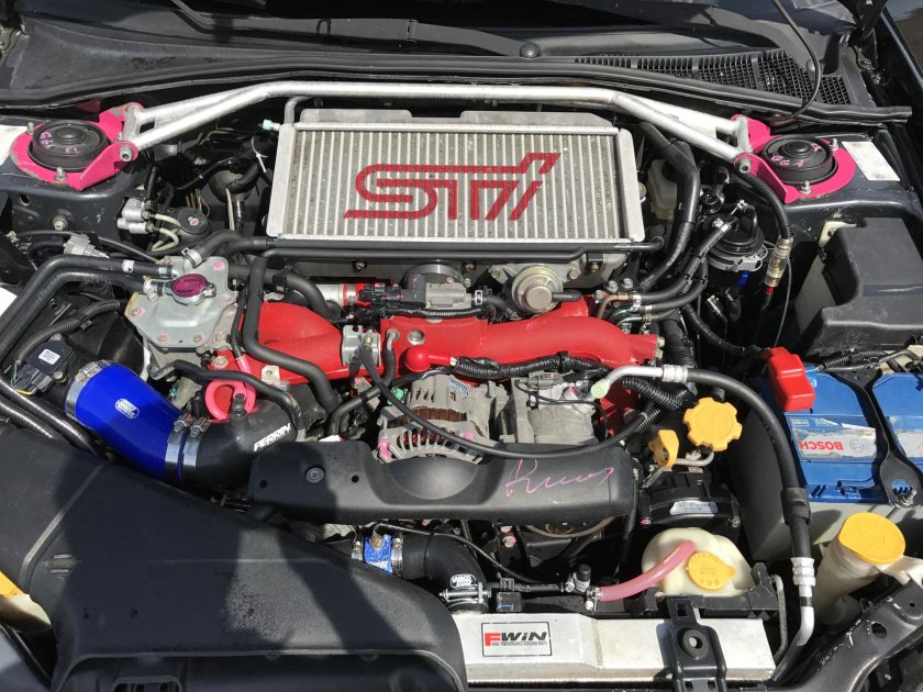 Subaru WRX STI мотор