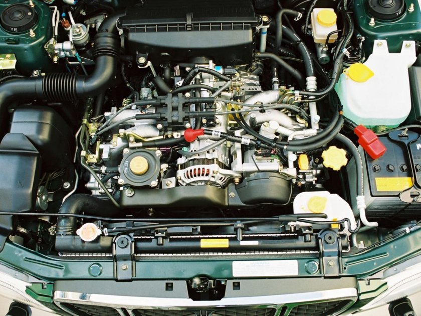 Мотор Субару Форестер 2.0