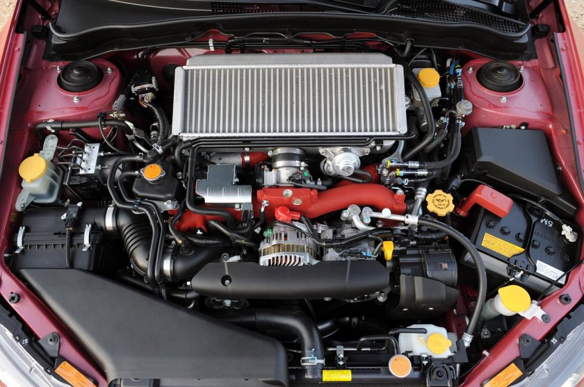 Subaru WRX STI мотор