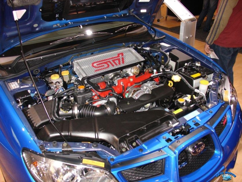 Subaru WRX STI мотор