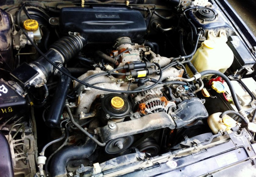 Субару Легаси 2.0 мотор