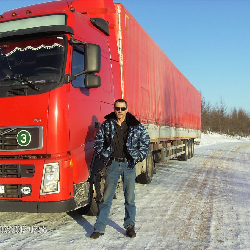 Парень на фуре