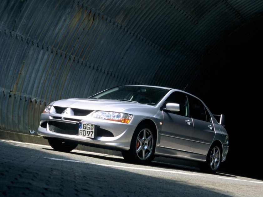 Mitsubishi Lancer Evolution VIII (2003)