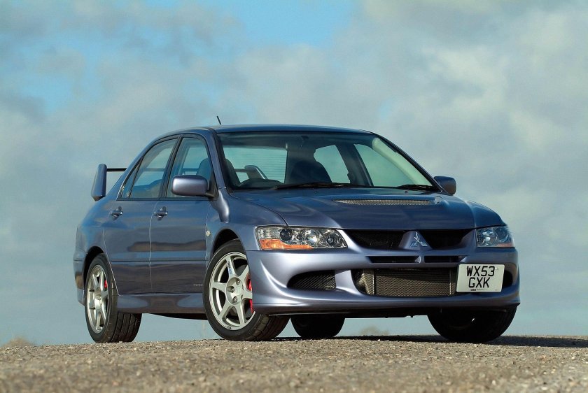 Mitsubishi Lancer 8
