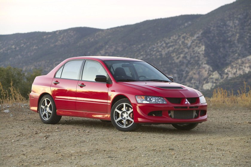 Mitsubishi Lancer 8