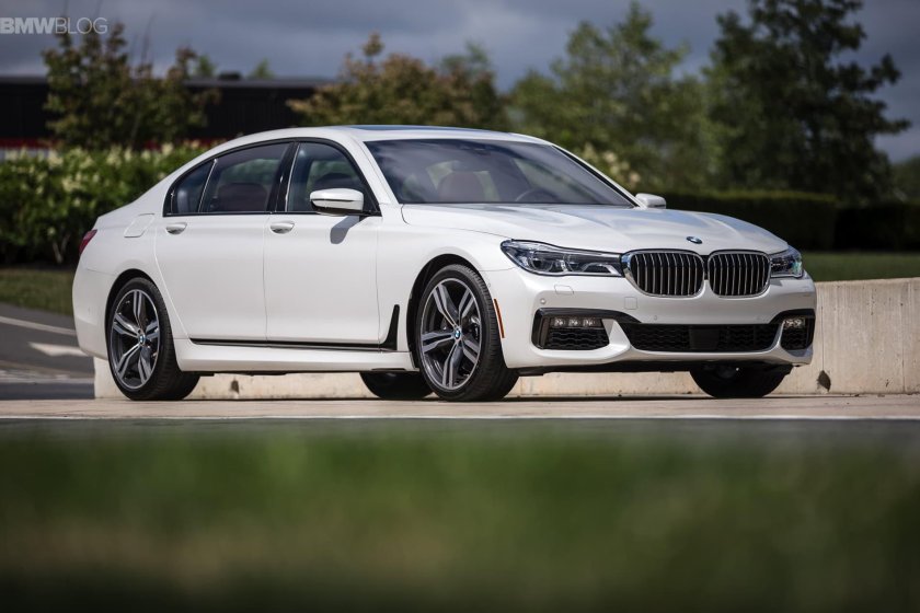 BMW 750i XDRIVE