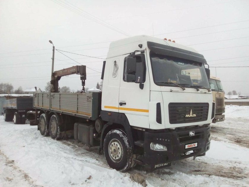 МАЗ Зубренок манипулятор