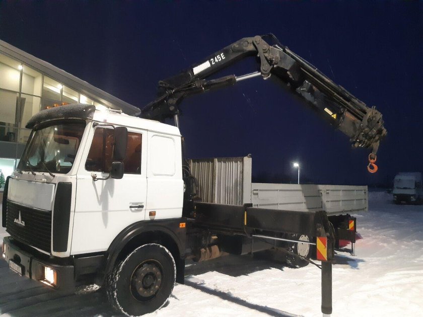 МАЗ 6303 манипулятор