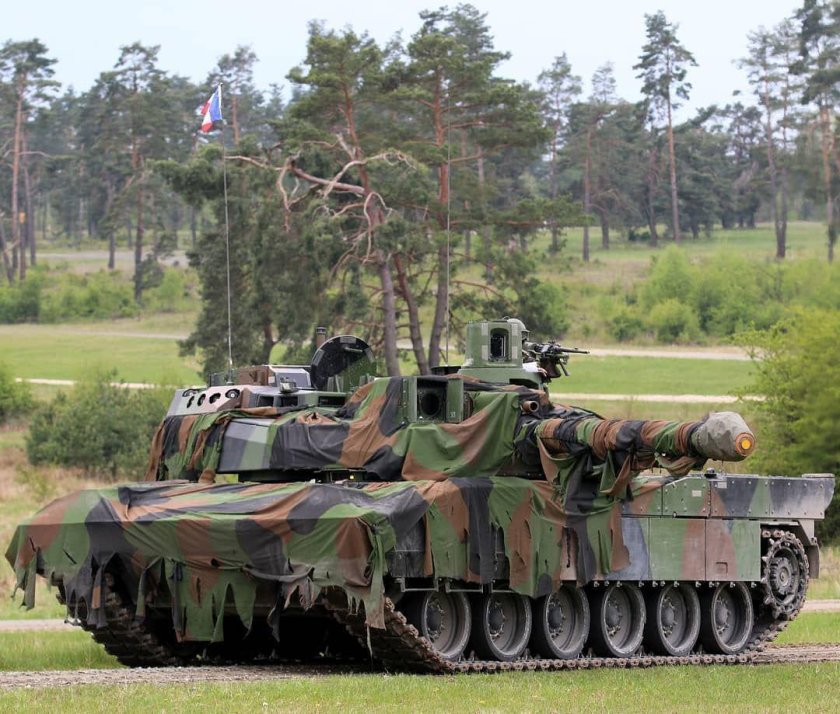 Танк AMX-56 Leclerc