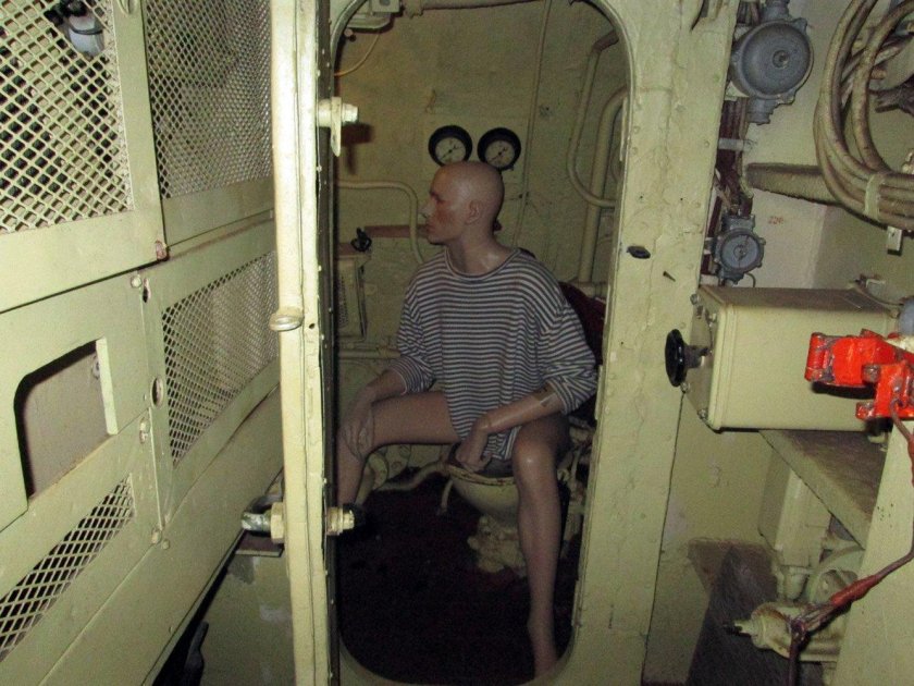 Гальюн на подводной лодке