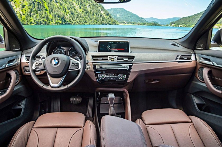 БМВ х1 2022 салон