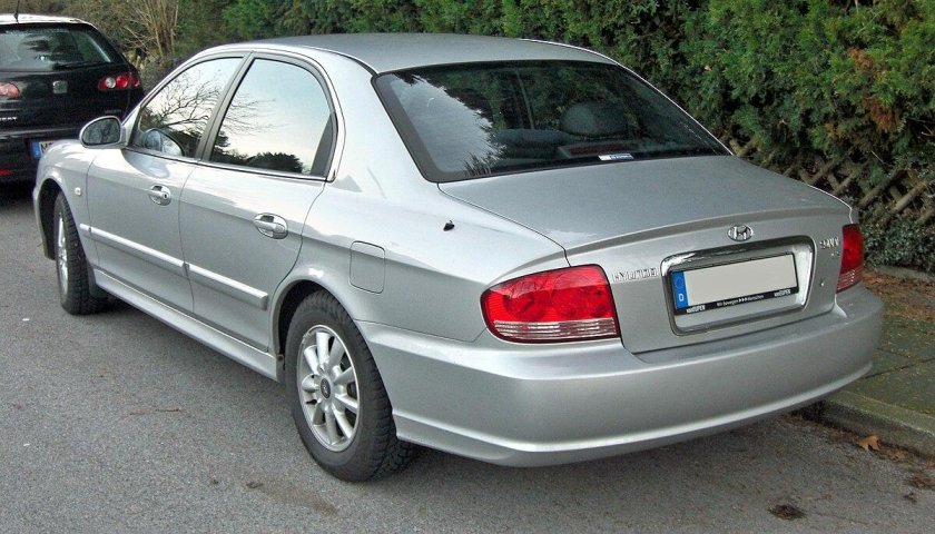 Hyundai Sonata 5 EF