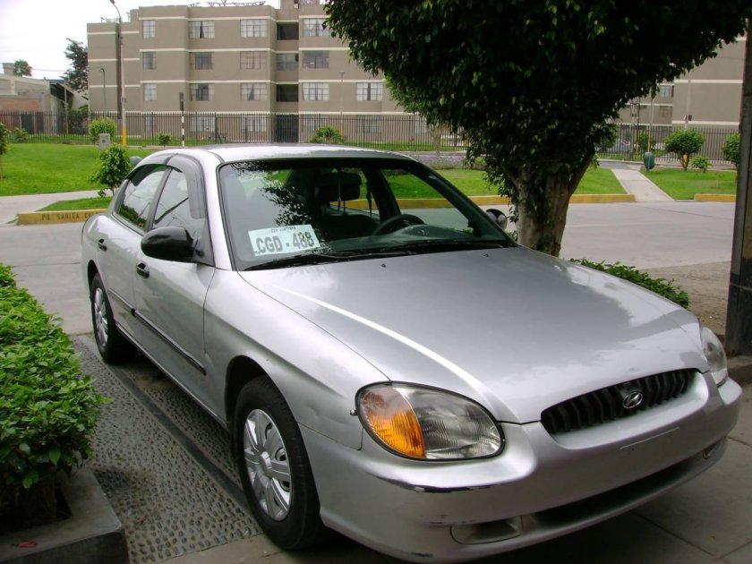 Hyundai Sonata 4 EF